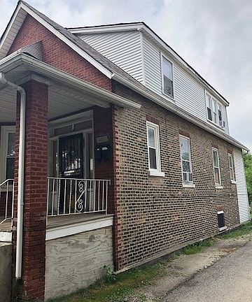 3rd image of 8626 S Kingston Ave