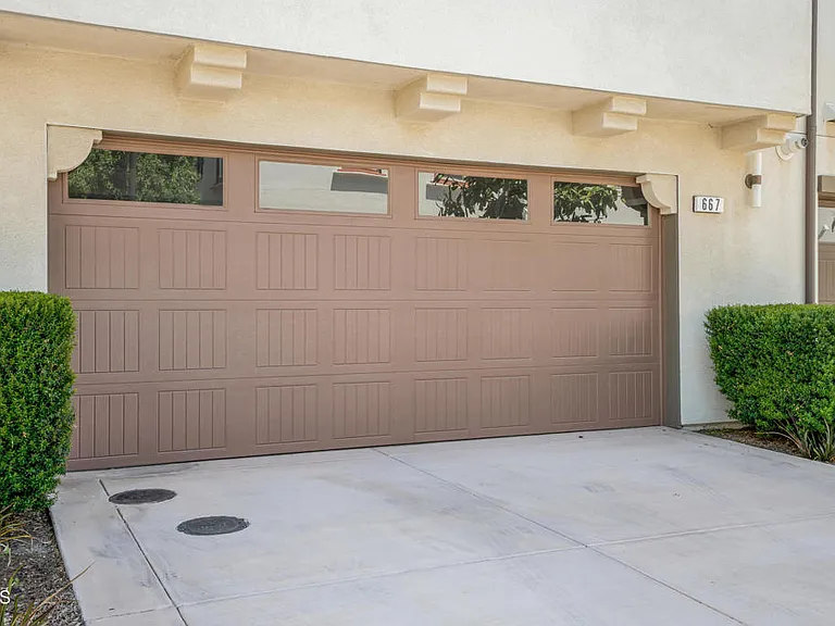 667 Pedro St — Photo 38