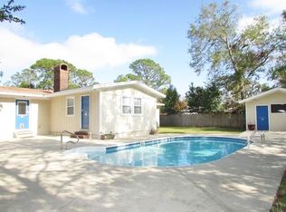 3871 Forest Glen Dr, Pensacola, FL 32504