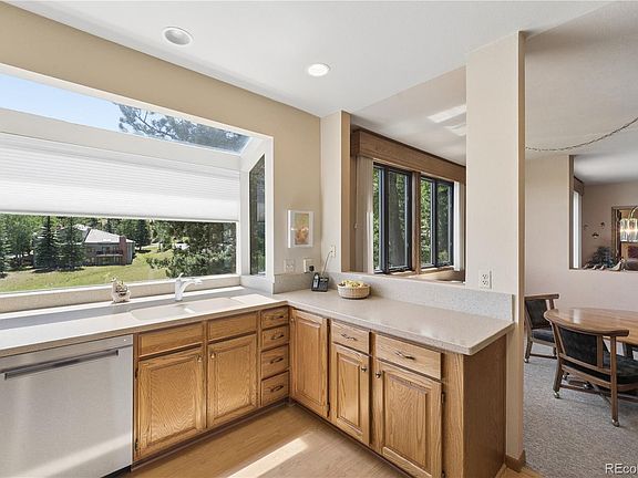 2nd image of 752 Ridgeside Drive