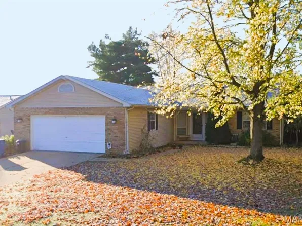 3812 Rolling Meadows Dr, Shiloh, IL 62221