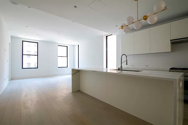 Rented by Urban Stone Realty Inc | media 1