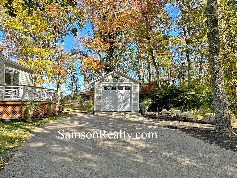 45 S County Trl — Photo 3