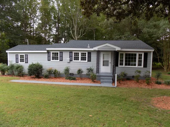 1212 White Level Rd, Louisburg, NC 27549