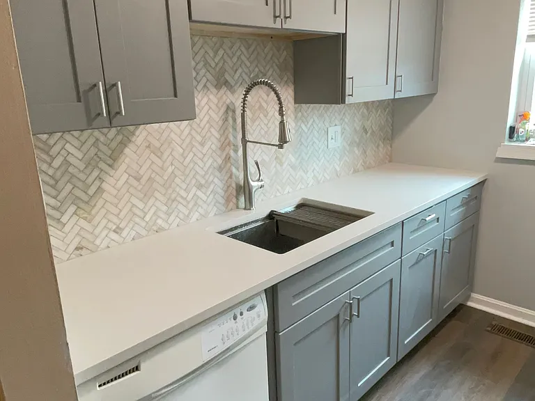 304 Bayberry Ln — Photo 8