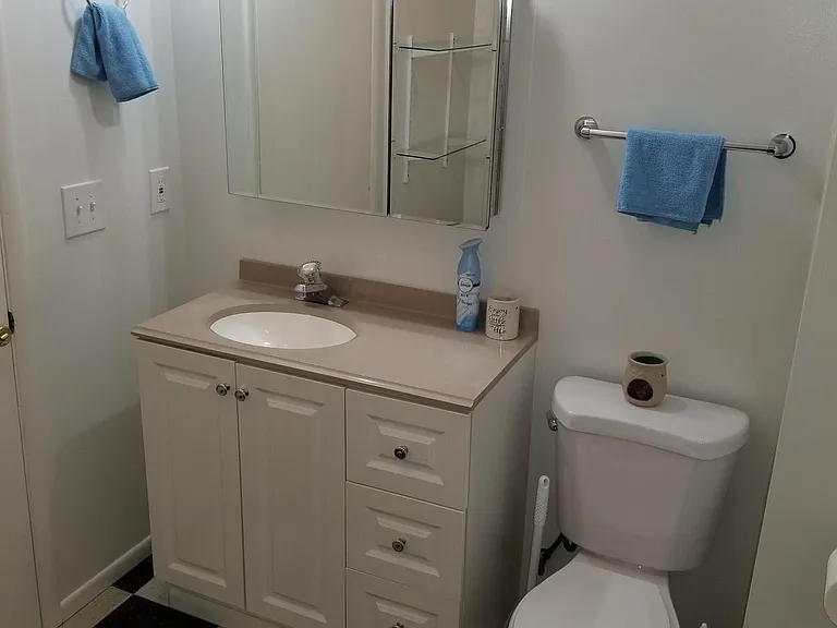 745 N Throop St #2 — Photo 10