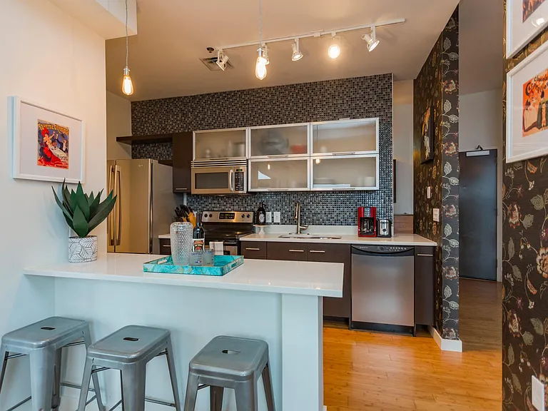 2115 Yeaman Pl #415 — Photo 7