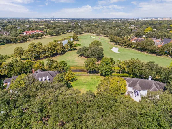 54 Greensward Ln, Sugar Land, TX 77479