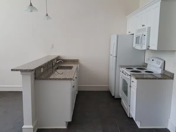 75 Maple St, Marlborough, MA