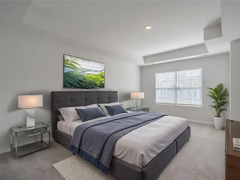 14 Loebner Ln — Photo 20