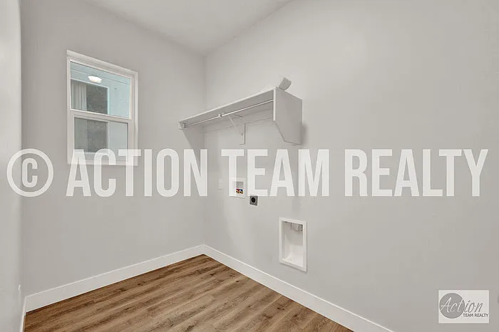 106 N Midland Dr — Photo 16