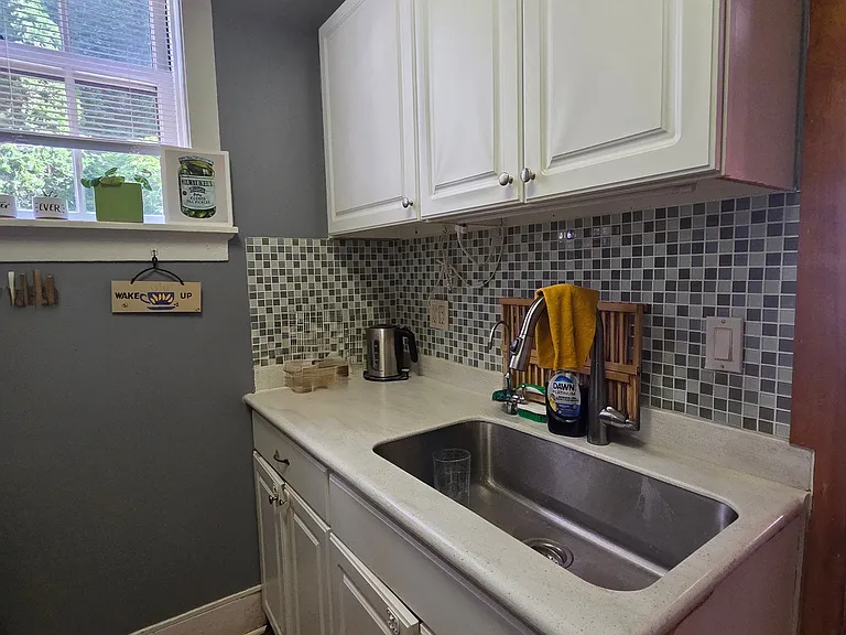 2537 N Downer Ave #14 — Photo 7