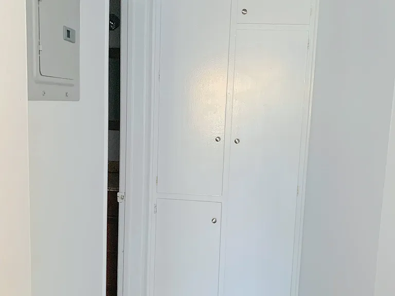 603 N New Hampshire Ave #20 — Photo 10