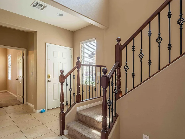 10127 Glorious Moon Ct — Photo 4