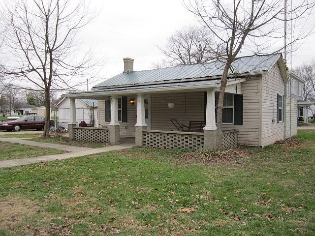 2nd image of 2971 2nd St
