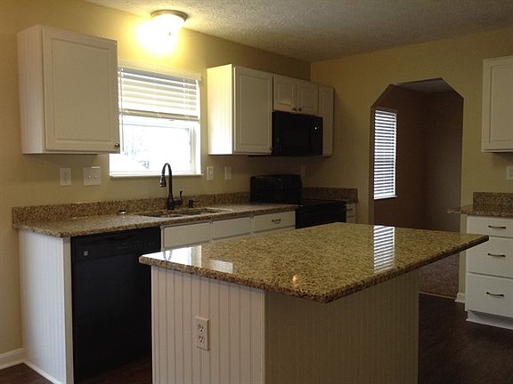 4th image of 517 Bryson Pl