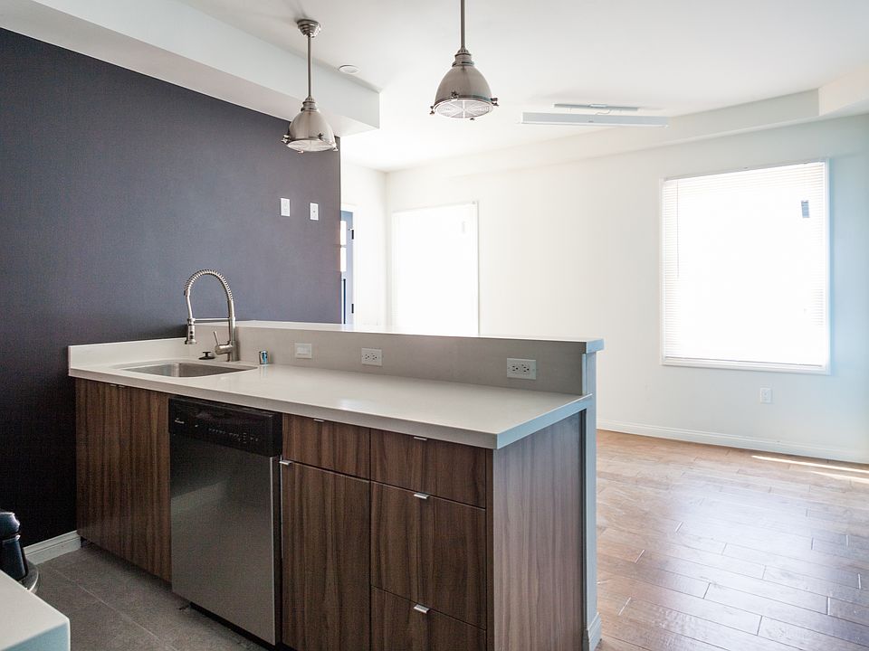 1st image of 2716 Ellendale Pl #27164-A