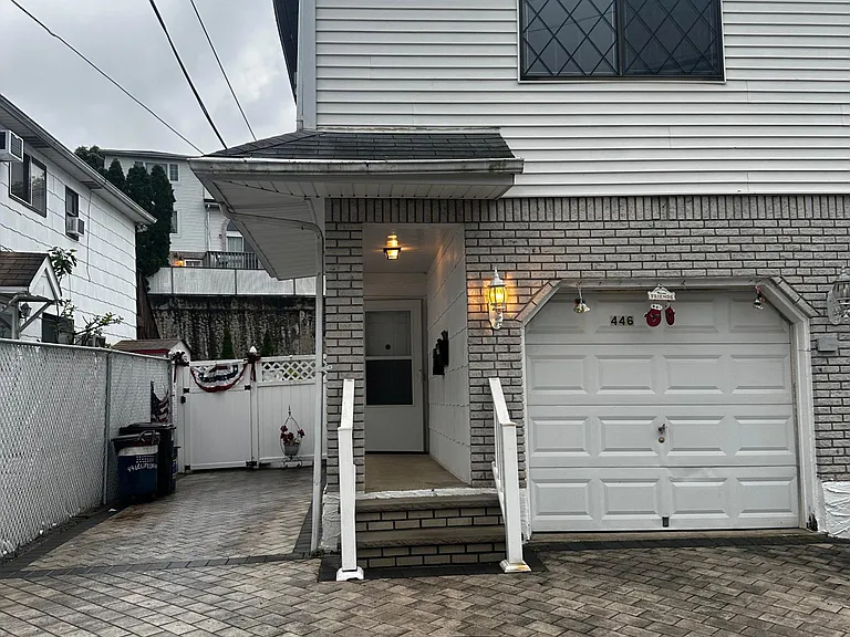 446 Clifton Ave #2 — Photo 4