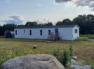392 Zions Hill Rd, Chesterville, ME 04938