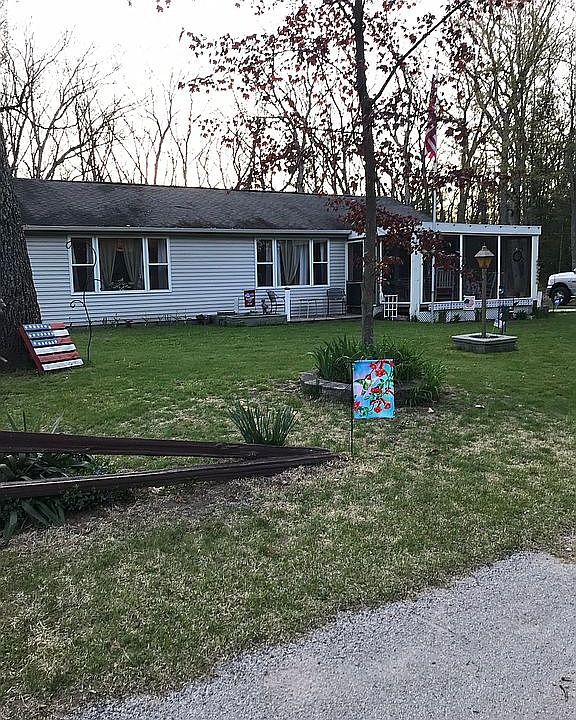 1st image of 151 S Emerson Lake Dr