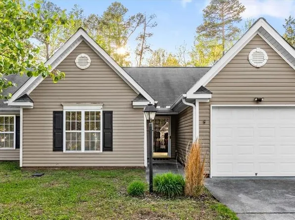 5276 Mount Hope Dr, Winston Salem, NC 27107