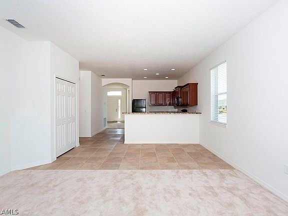 5th image of 525 SE 1st Terrace Cpe