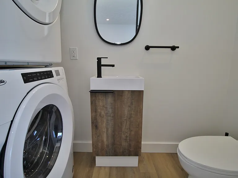 2138 Saunderson Dr #1 — Photo 6
