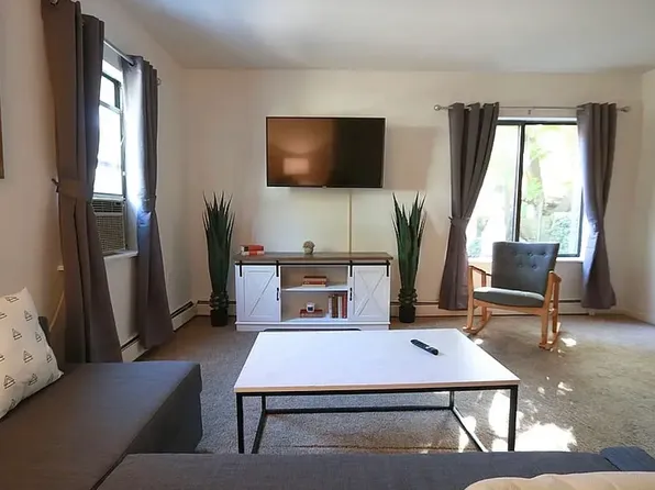 111 N 7th St APT 1, Ann Arbor, MI 48103