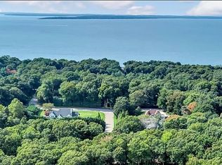 121 Northside Dr, Sag Harbor, NY 11963