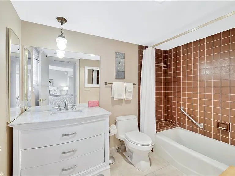 10701 Gulf Shore Dr #302 — Photo 15