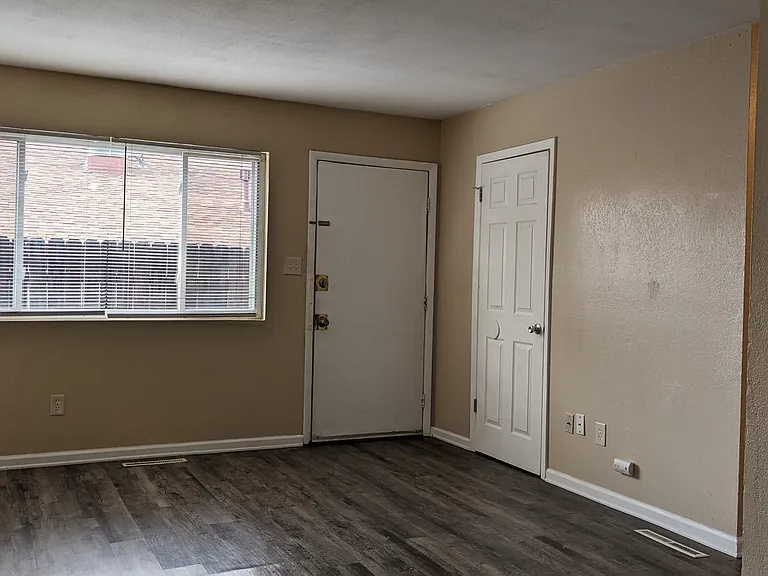 4332 Ericson Dr #3 — Photo 1