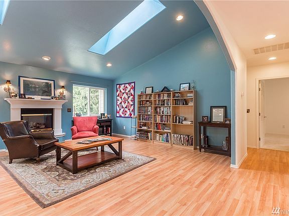 5th image of 190 Polo Park Dr #A