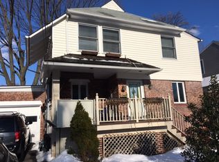 261 Beverly Hills Rd, Fort Lee, NJ 07024