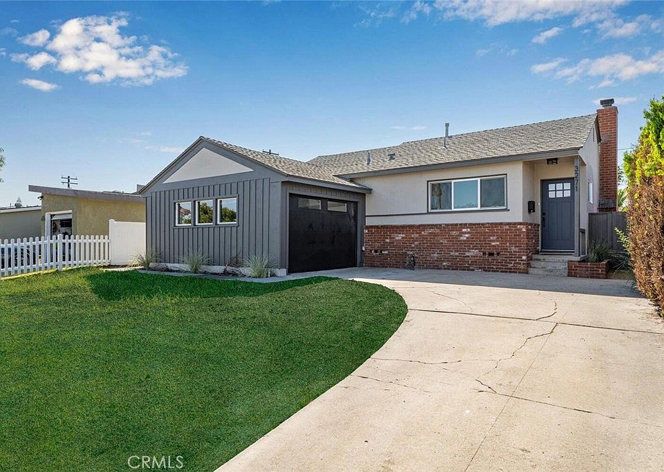 1st image of 3271 Senasac Ave