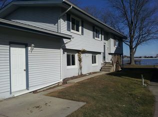 7793 River Rd, Marine City, MI 48039