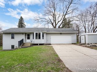 103 W Union St, Greenville, MI 48838