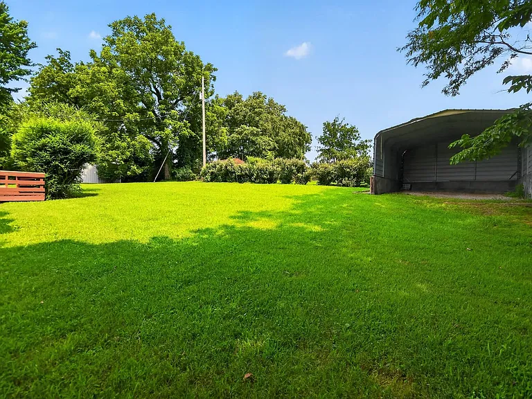 1658 Sparkleberry Dr — Photo 16
