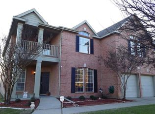 8205 Summerview Ct, Fort Worth, TX 76123