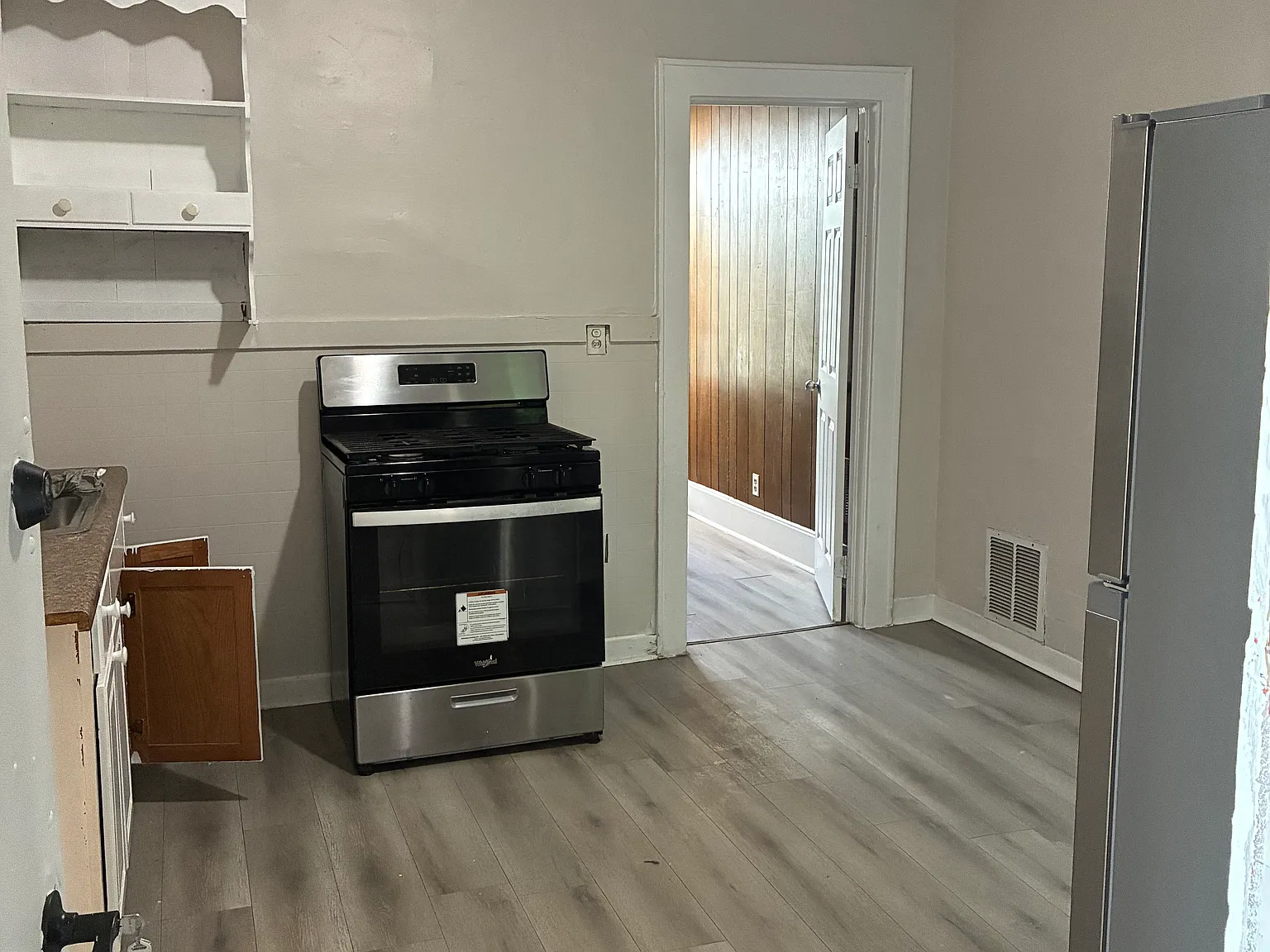 2 bed, 1100 sqft, $1,400 — Photo 1