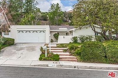 1st image of 4019 Tarrybrae Ter