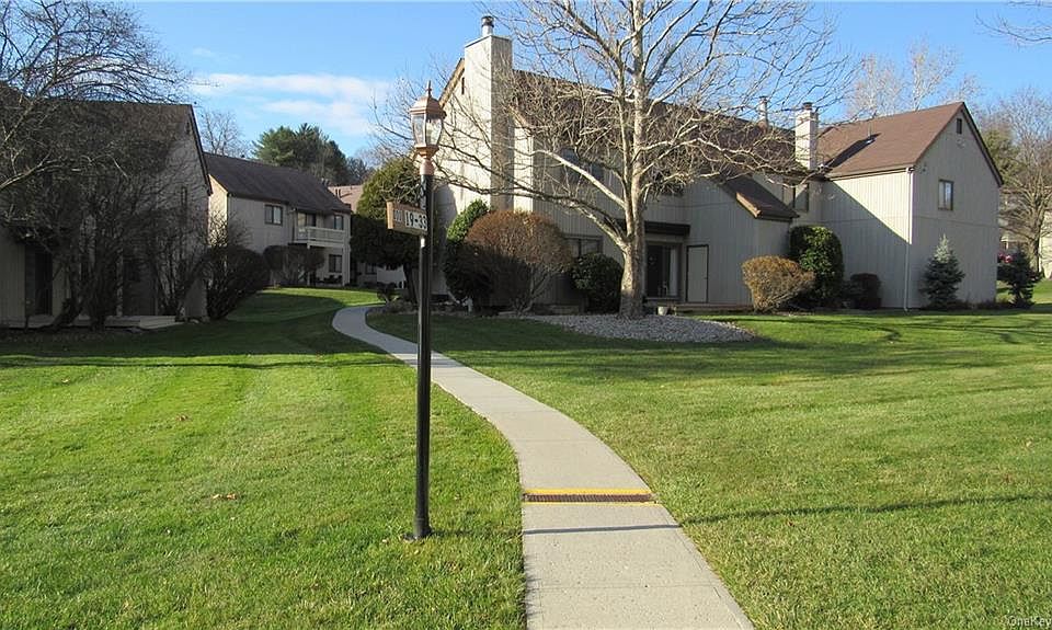 1st image of 29 Sycamore Dr