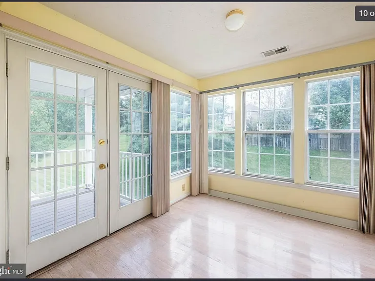 3133 Katewood Ct — Photo 15