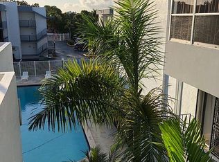 2465 SW 18th Ave APT 3301, Miami, FL 33145