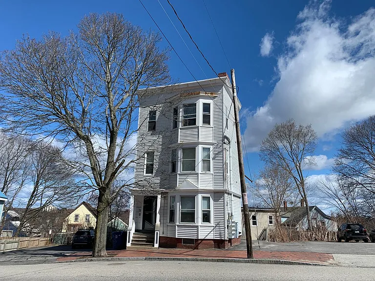 851 Congress Street — Photo 1
