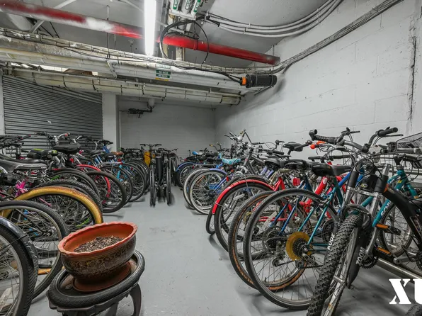 43-10 Kissena Boulevard image 15 of 22