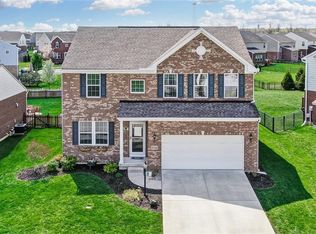 9749 Brooks Bend Ct, Centerville, OH 45458