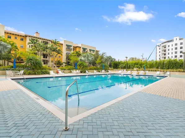 600 Biltmore Way APT 220, Coral Gables, FL 33134