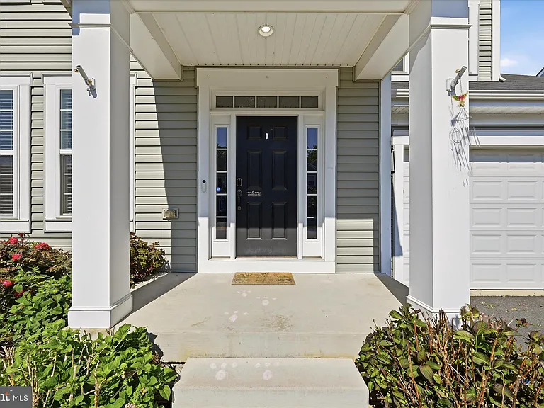 31 Orchid Ln — Photo 2