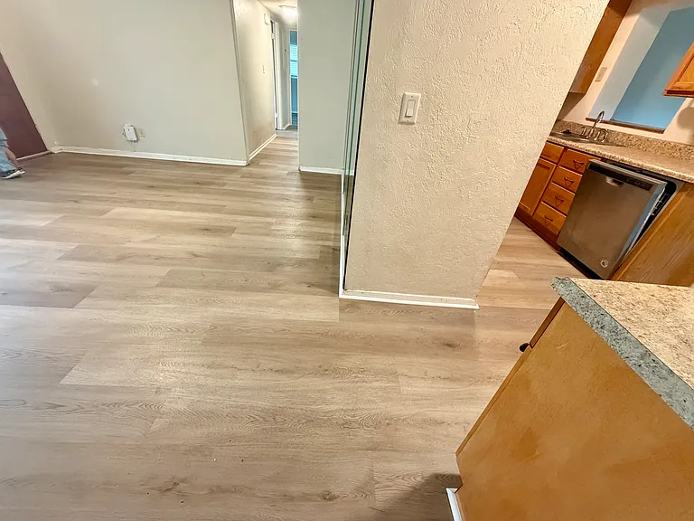 1841 Linden Rd — Photo 31