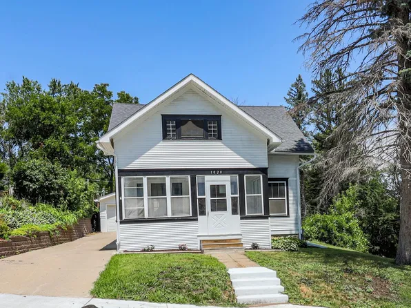 1020 Sturtevant St, Red Wing, MN 55066